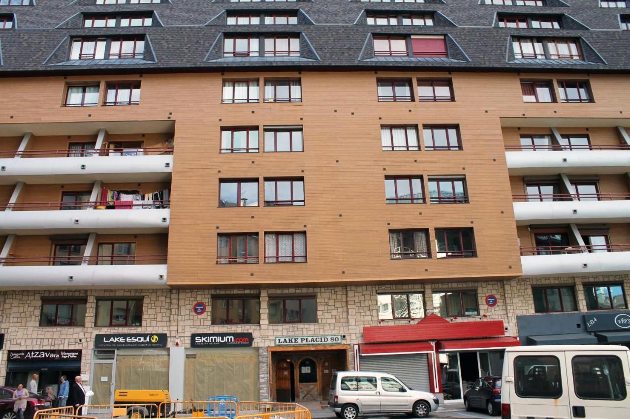 Apartamentos Lake Placid 3000 باس دي لا كاسا المظهر الخارجي الصورة