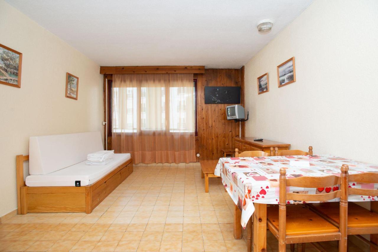 Apartamentos Lake Placid 3000 باس دي لا كاسا المظهر الخارجي الصورة